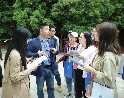 全国融媒采访团走进武汉交通职业学院探寻&ldquo;水上速度