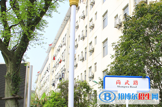 武汉航海职业技术学院2021年招生办联系电话